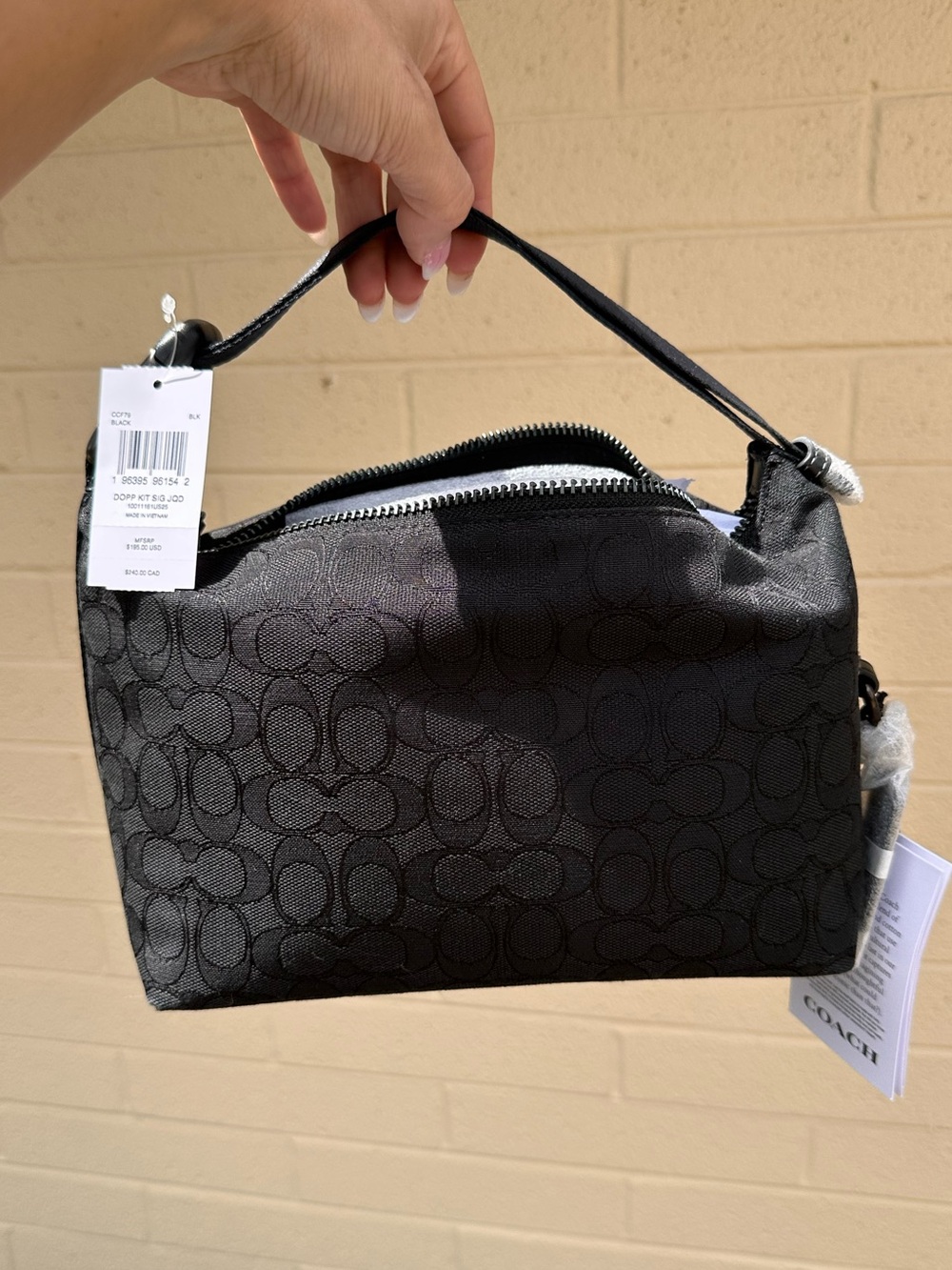 Coach travel bag with speed chip NWT